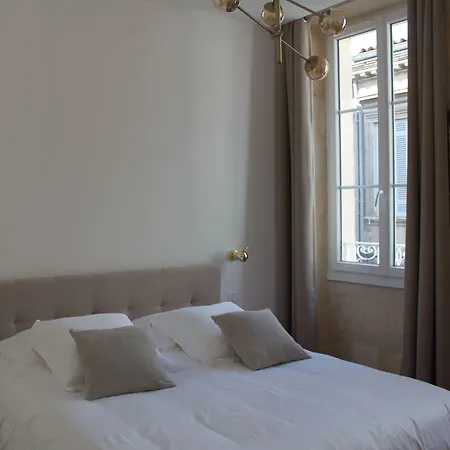 La Maison Odeia Centre