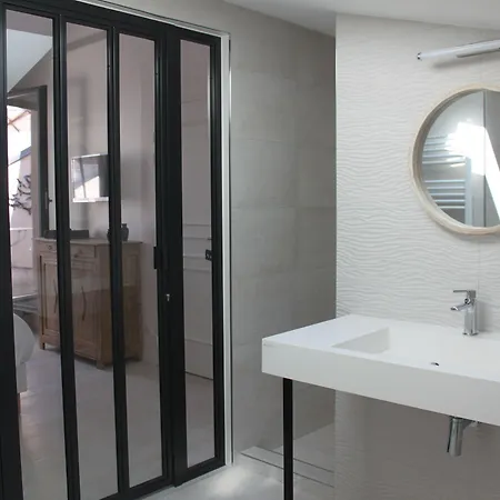 La Maison Odeia Centre 4*