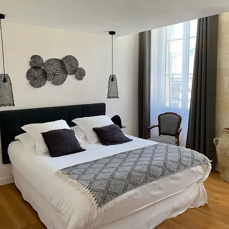 La Maison Odeia Centre Bed & Breakfast