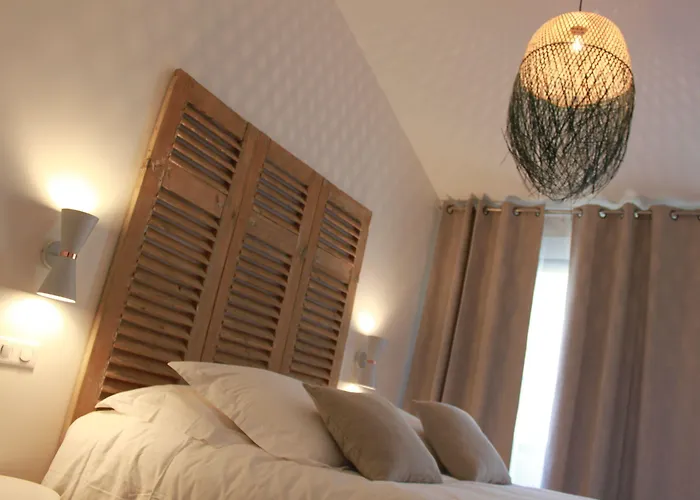 Panzió La Maison Odeia Centre 4*