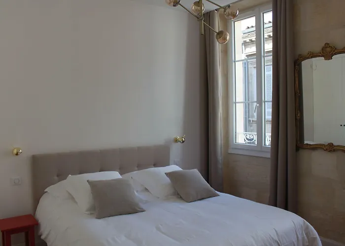 La Maison Odeia Centre