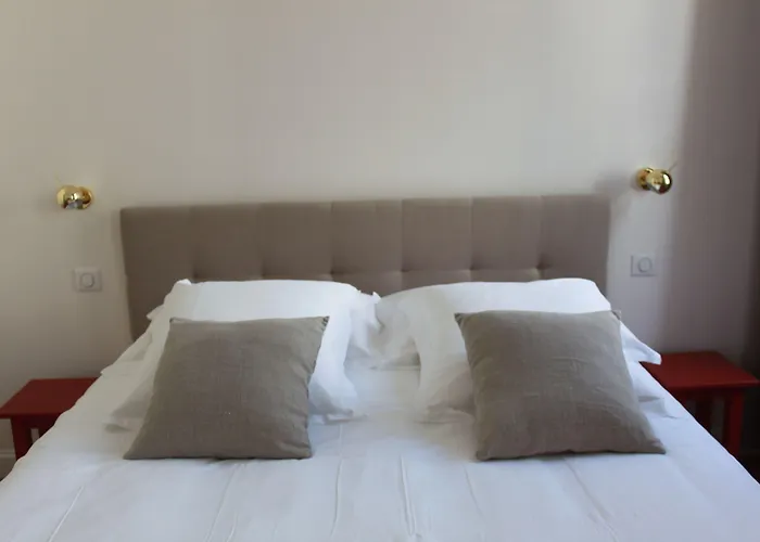 La Maison Odeia Centre