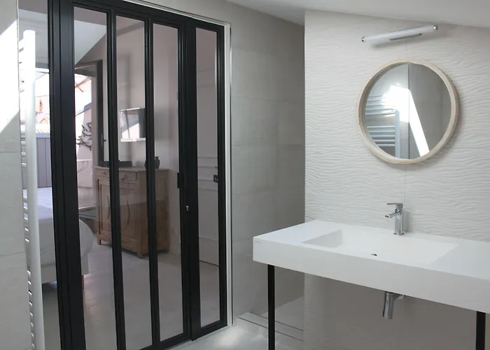 La Maison Odeia Centre 4*