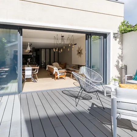 فندق مبيت وإفطار La Maison Odeia Centre