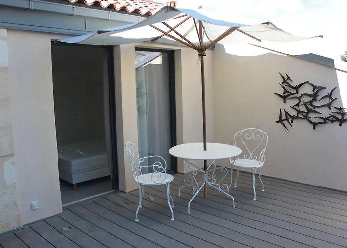 فندق مبيت وإفطار La Maison Odeia Centre