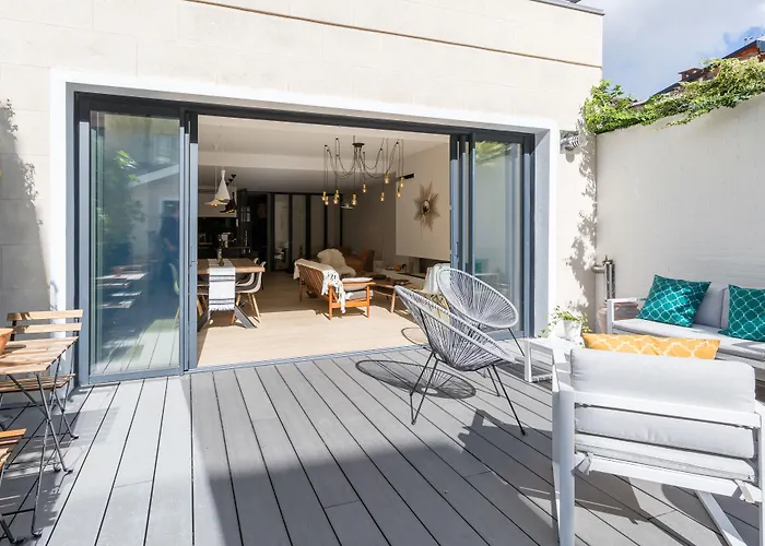 فندق مبيت وإفطار La Maison Odeia Centre