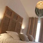 Frühstückspension La Maison Odeia Centre 4*