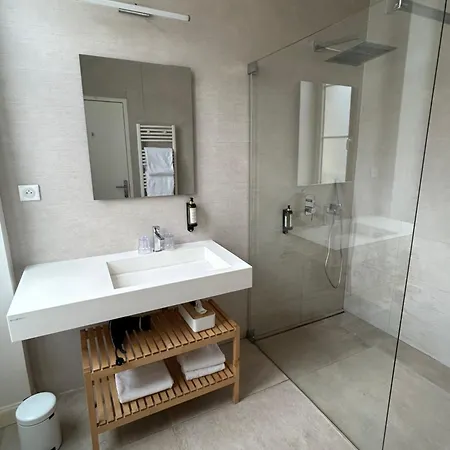 Bed and breakfast La Maison Odeia Centre 4*